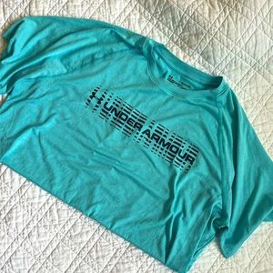 XL Men’s UnderArmour Shirt